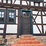 Gesindestube Trusetal Nyaraló *